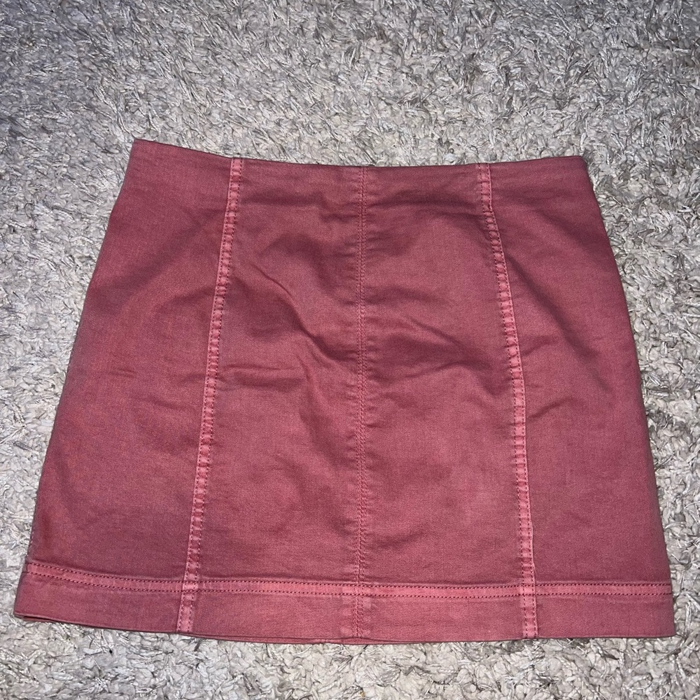 Women’s Slim Pink Skirt